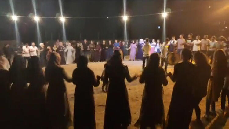 Koronavirüse aldırmadı 3 gün halay çektiler!