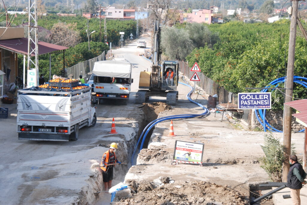 Kozan’da “sağlıklı su” için eski şebeke yenileniyor