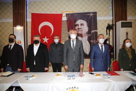 Karalar: Kasaya ve kapıya sahip çıkmayan batar