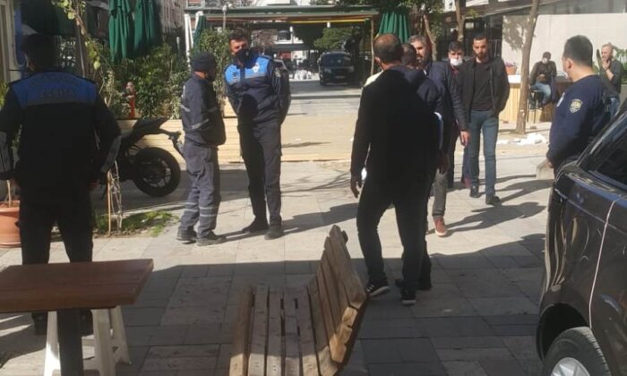 Şinasi sokakta kaldırım temizliği başladı!