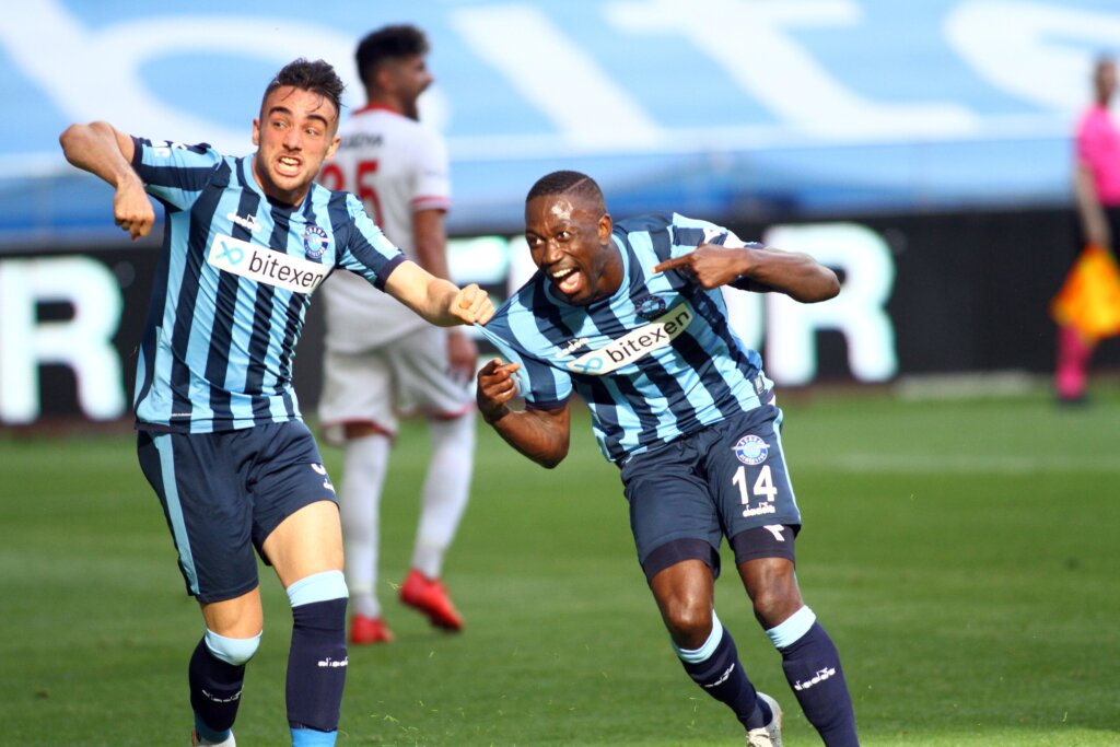 Adana Demirspor, Balıkesirspor’u 3-0 yendi, Süper Lig yürüyüşünü sürdürdü