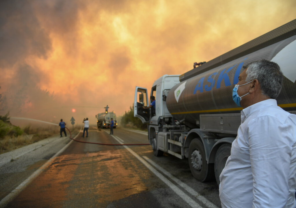 Başkan Karalar: Yaralarımızı hep birlikte saracağız