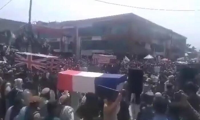 Afgan halkı emperyalist Batı’nın cenaze namazını kıldı