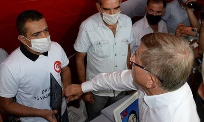 Diyarbakır’da Davutoğlu’na tepki: HDP’nin kapatılması çağrısına ‘siyaset yapmayın’ dedi
