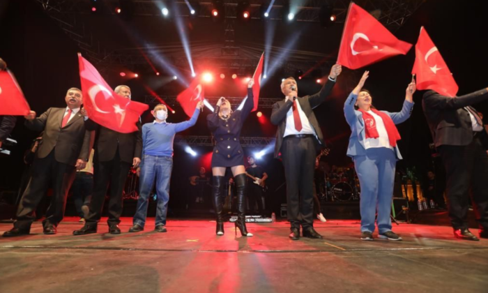 Cumhuriyet Bayramı’nı kutlarken…/ Editör’den