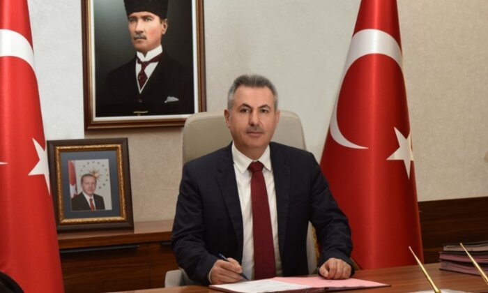 Vali Elban: Cumhuriyet, en büyük şaheserdir