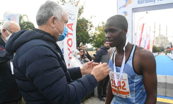 Kurtuluşun 100. Yılı atletizm şöleniyle taçlandı