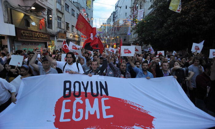 Gezi’de iki çizgi