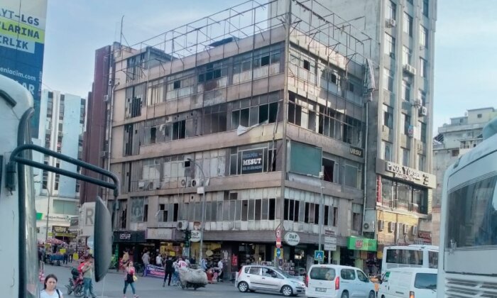 Şehrin estetiğini bozan bina için birşey yapacak var mı?