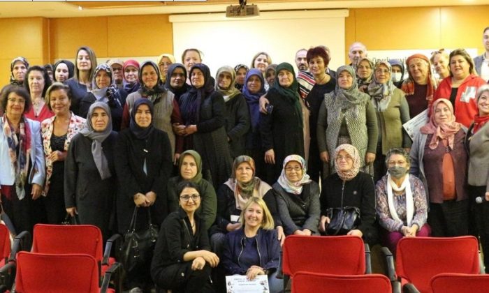 Çiftçi kadınlar zirvesi toplandı: Sosyal güvenceyi devlet karşılasın