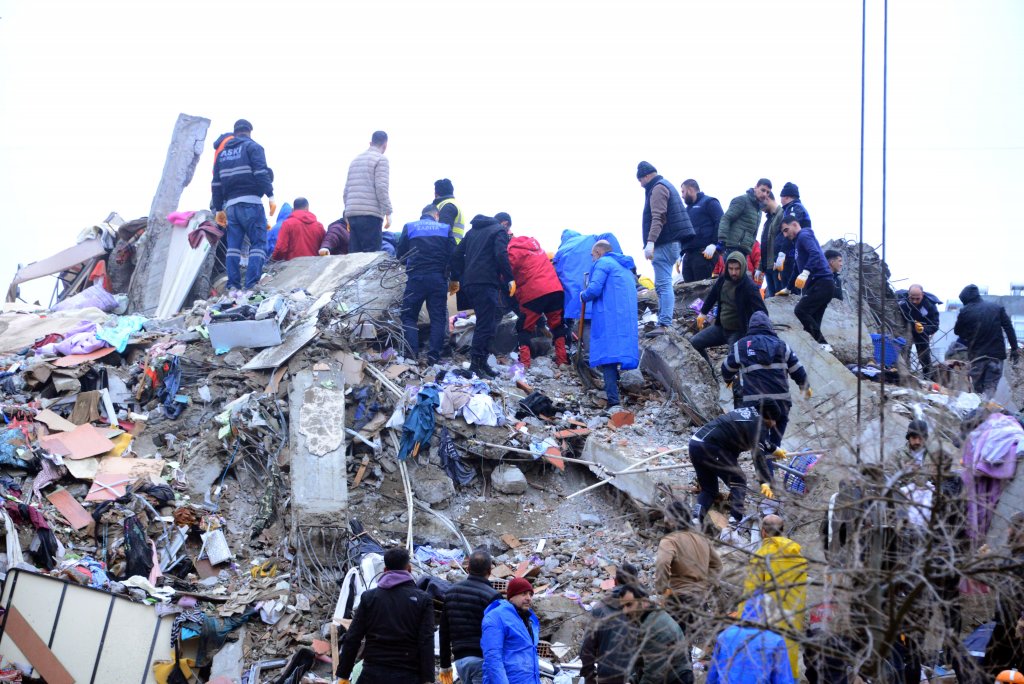 Deprem de saflar netleşiyor / Niyazi Koç yazdı