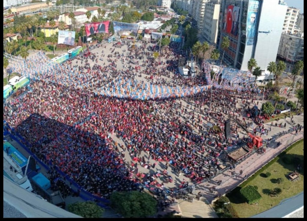 AK Parti’ye Adana’da miting şoku!