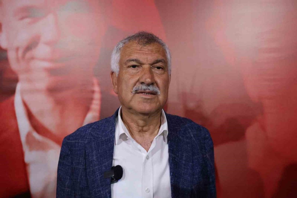 CHP’li Zeydan Karalar başkanlığa devam etti