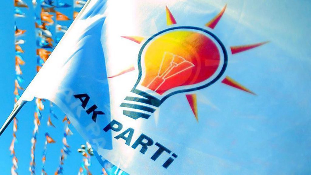 Ak Parti’de büyük deprem: İlçe başkanları görevden alındı