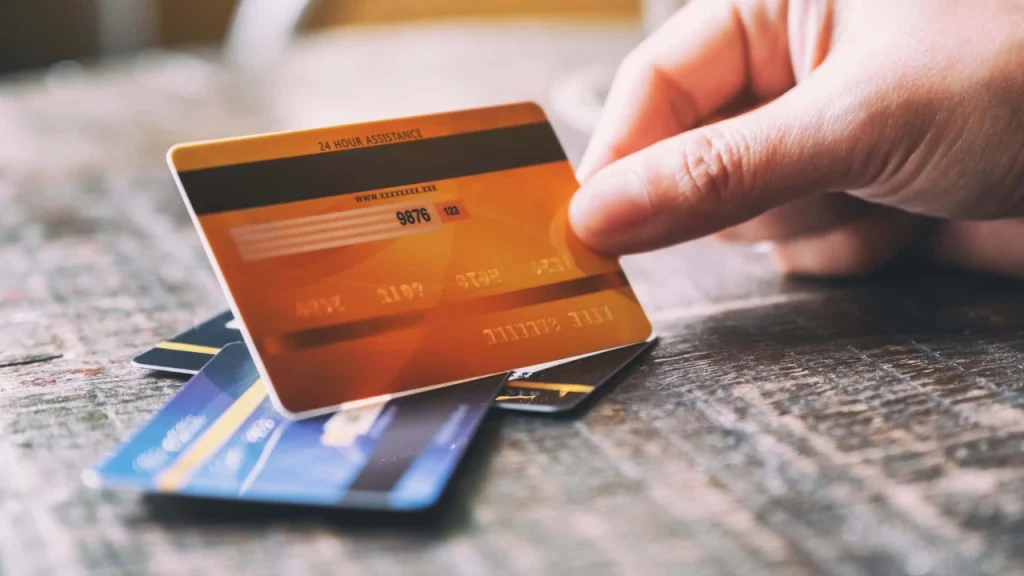 Kredi Kartıyla Ödeme Limitinde Yeni Düzenleme: 30 Bin TL’ye Çıkarıldı