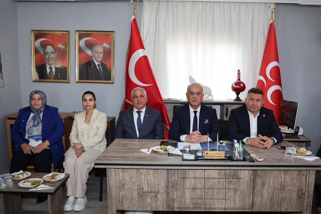 “Adana için mesai mefhumu gözetmeksizin çalışıyoruz”