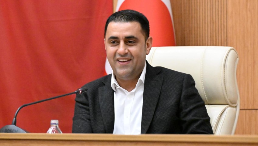Çukurova Belediye Başkanı Kozay: Bayramda dayanışma ruhuyla hareket edelim