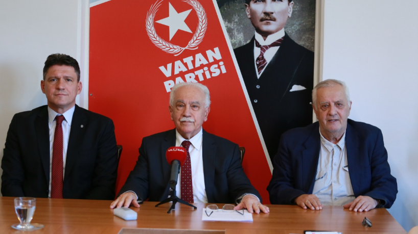 Doğu Perinçek: Devlet Bahçeli Anayasadaki Türk Tanımını Tartışmaya Açıyor