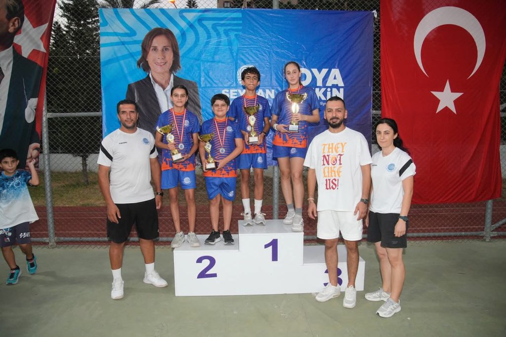 Seyhan’da Zafer kupası heyecanı sona erdi