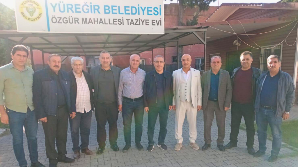 Yüreğir’in Efsane Başkanı Mahmut Çelikcan, vatandaş ziyaretlerini sürdürüyor