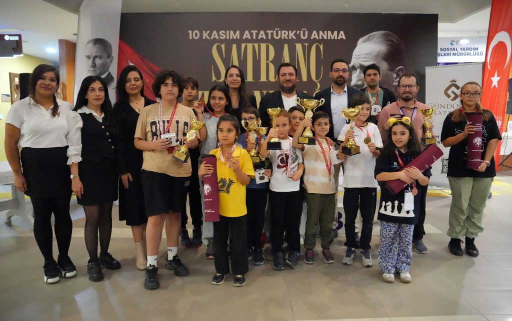 Çukurova’da 10 Kasım Atatürk’ü Anma Satranç Turnuvası düzenlendi