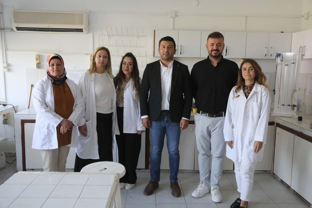 Büyükşehir’in ücretsiz toprak ve su analizi üreticiyi masraftan ve yanlış gübrelemeden kurtaracak!