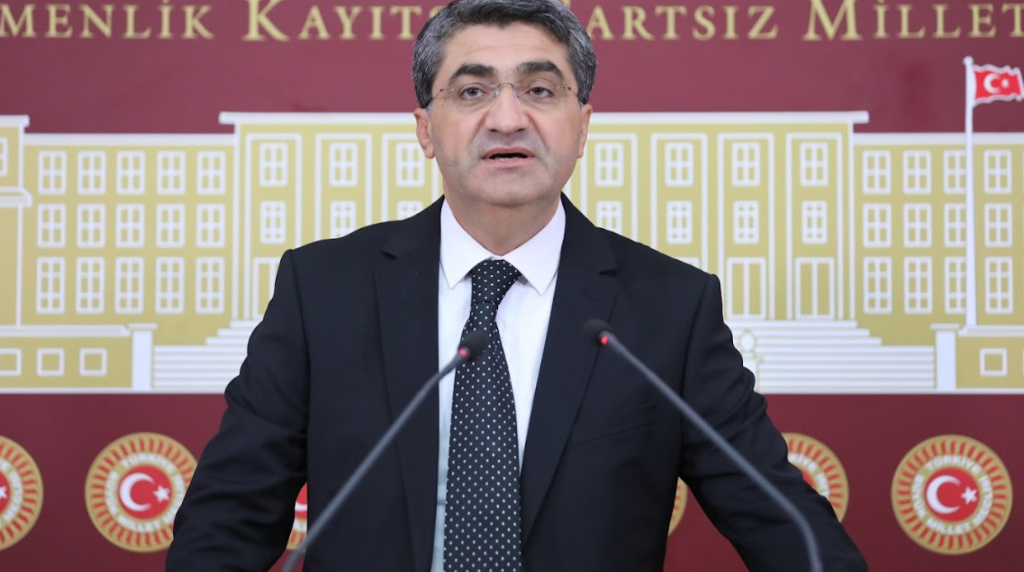 Vatan Partisi’nin önerisini örnek gösterdi