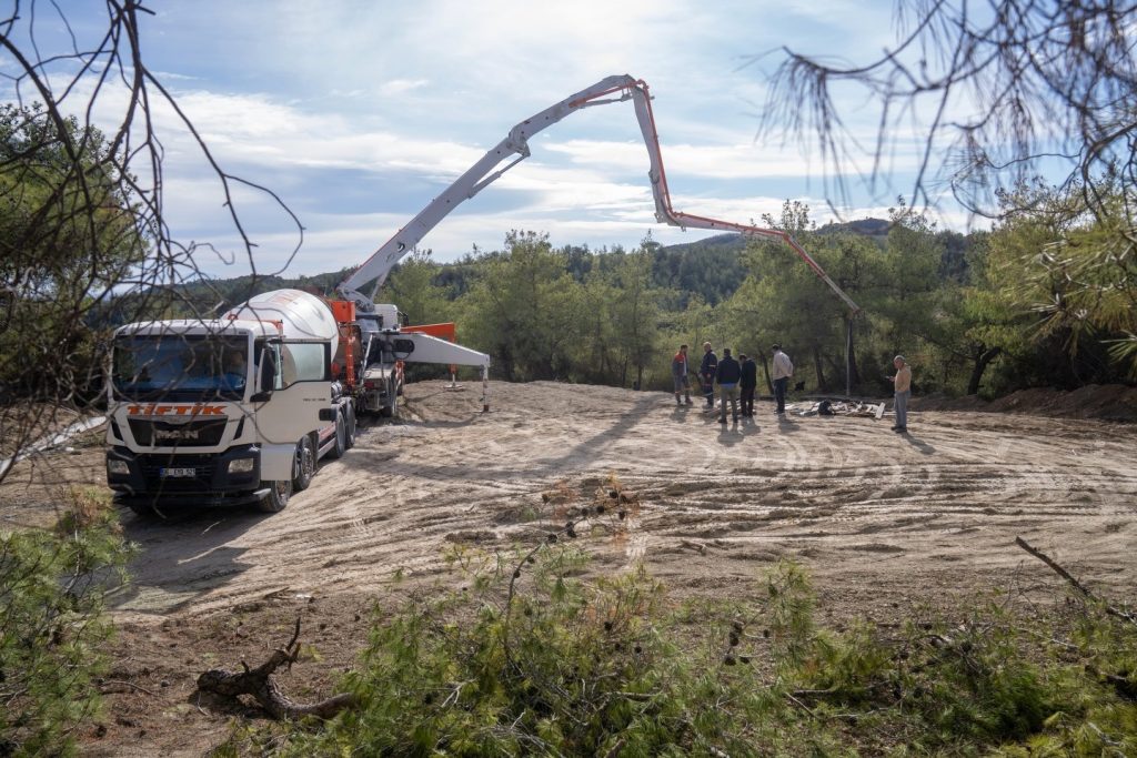 Seyhan Belediyesi’nden sokak hayvanlarına 23 dönümlük özgürlük alanı