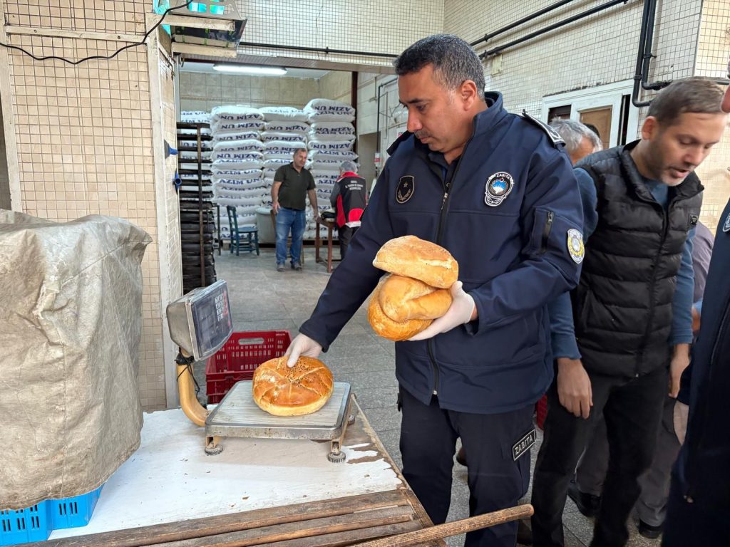 Yumurtalık’ta ekmek üretim tesisleri tek tek denetlendi