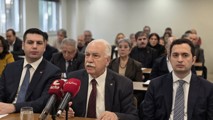 Doğu Perinçek’ten önemli açıklamalar: Türkiye’nin savunması Venezuela ve İran’dan başlar