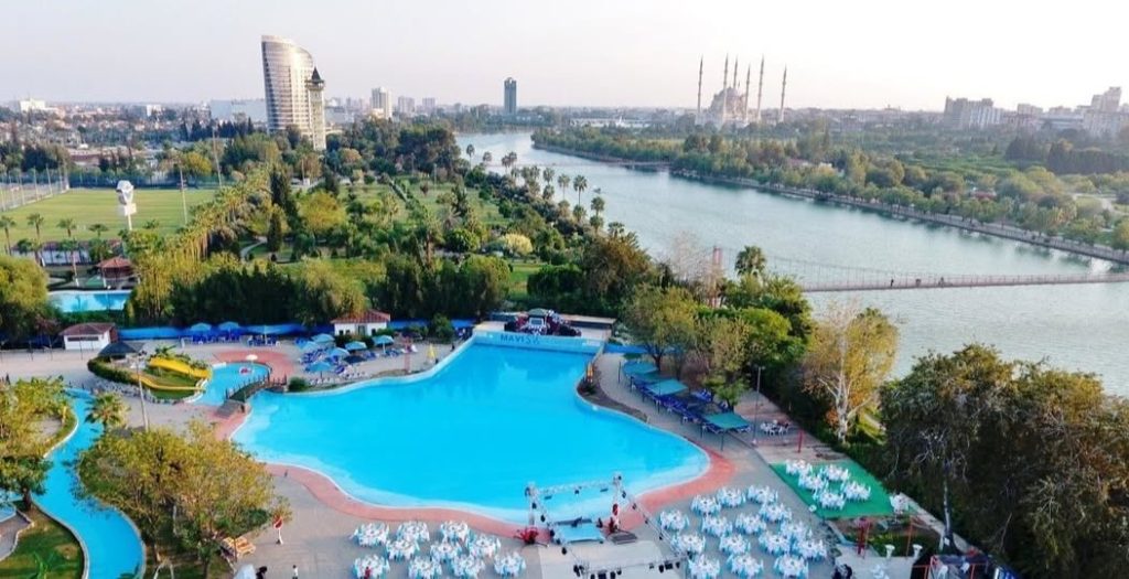 Seyhan Nehri Kıyısındaki Aquapark Alanının Lunaparka Dönüştürülmesine İtiraz