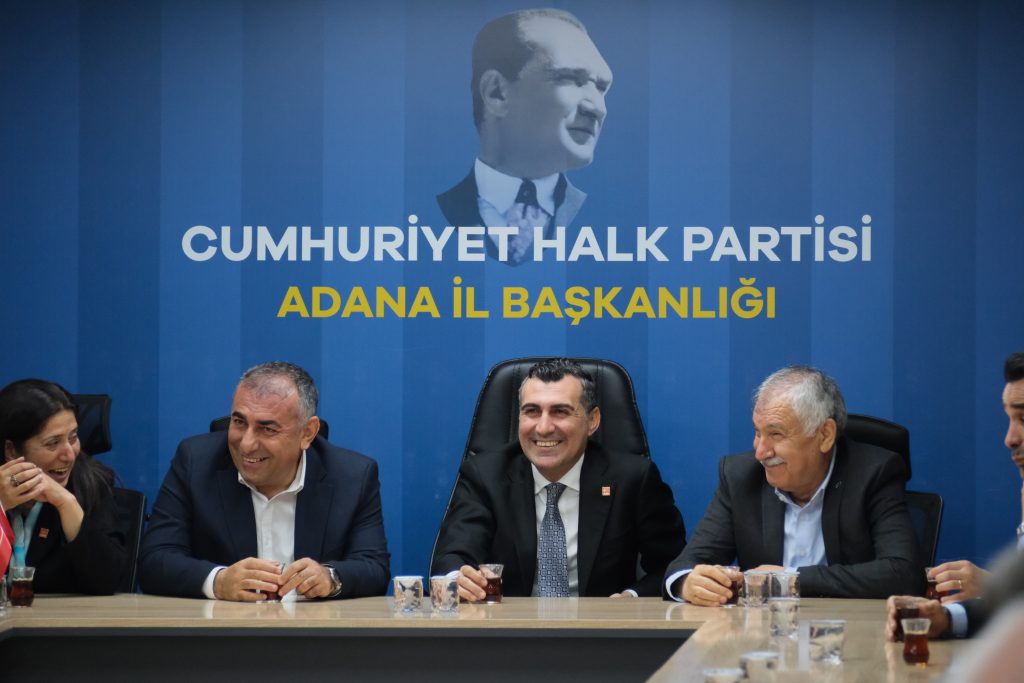 CHP Adana İl Başkanlığı’nda bayramlaşma töeni