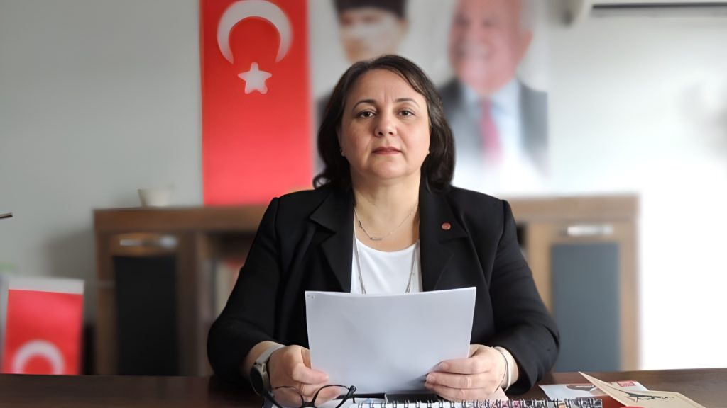 “Mazlum milletlere örnek olmaya devam ediyor”