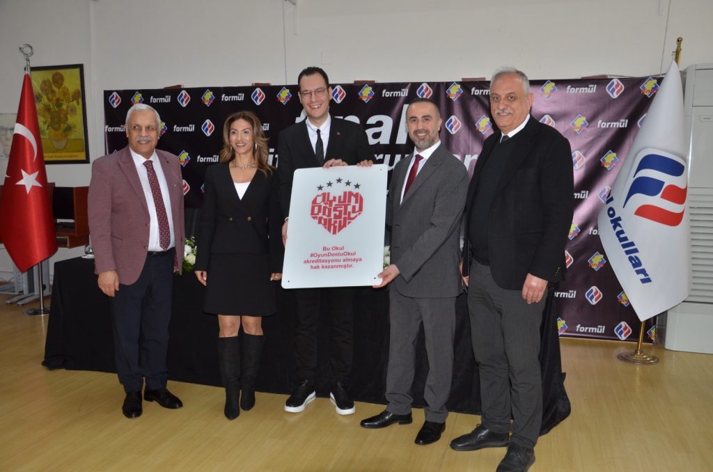 Adana’da bir ilk: Final Okulları oyun dostu okul ünvanını aldı