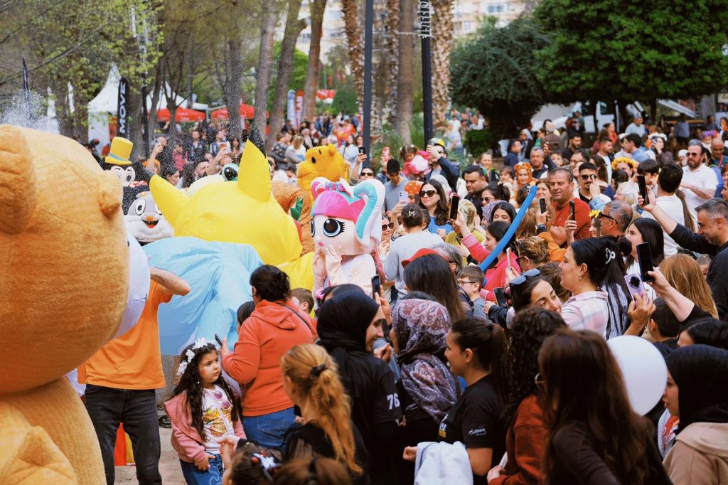 Adana’da Portakal Çiçeği Karnavalı heyecanı sürüyor