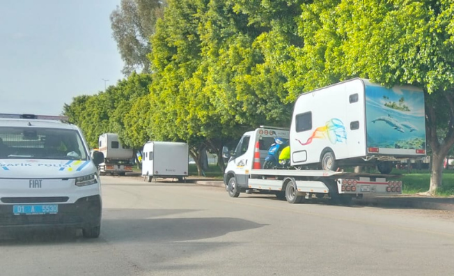 Adana’da operasyon: Galeria yanındaki karavanlar kaldırılıyor