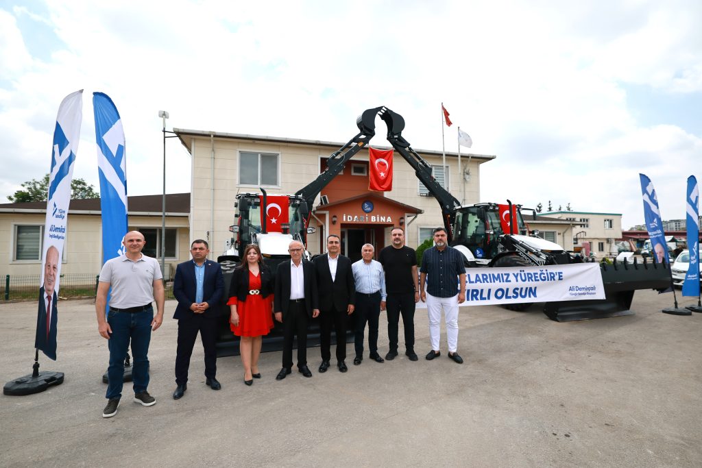 Yüreğir Belediyesi araç filosunu güçlendirdi
