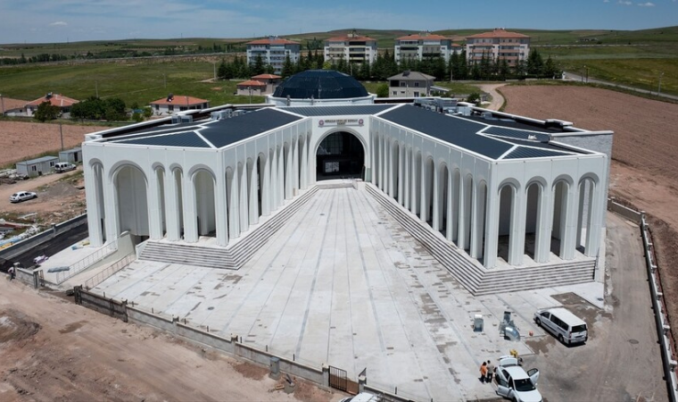 Bahçeli’nin hibe ettiği arsaya yapılan cemevi açılıyor!