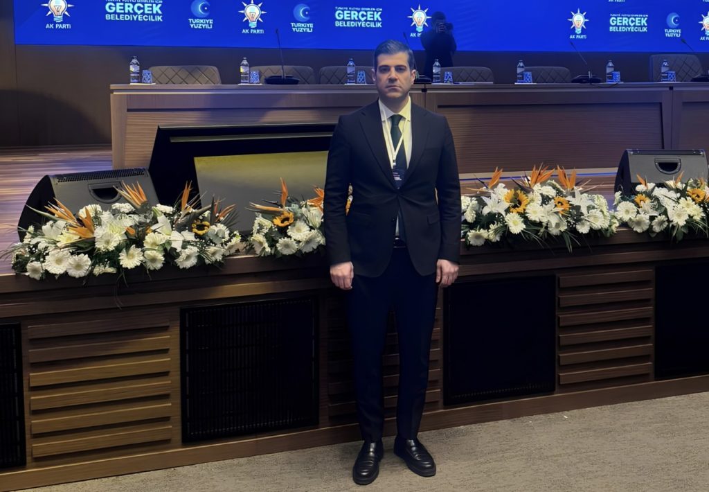 AK Parti’nin yeni il başkanı Özkan oldu