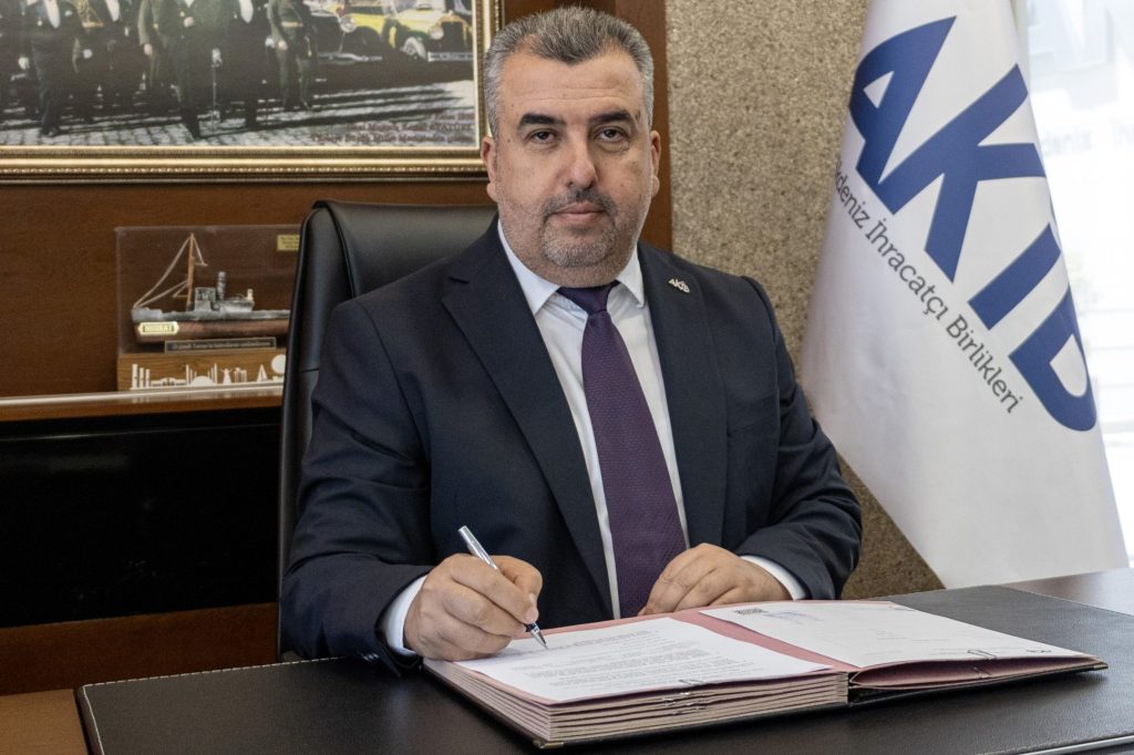 Akdenizli ihracatçı coştu: İlk yarıda 9,68 milyar dolarlık ihracat!