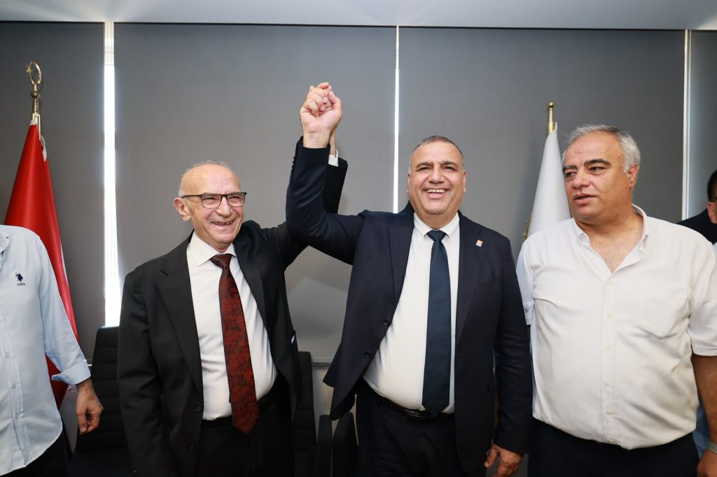 Yüreğir’de Başkanvekilliği düğümü çözüldü: Cafer Boyraz yeniden seçildi