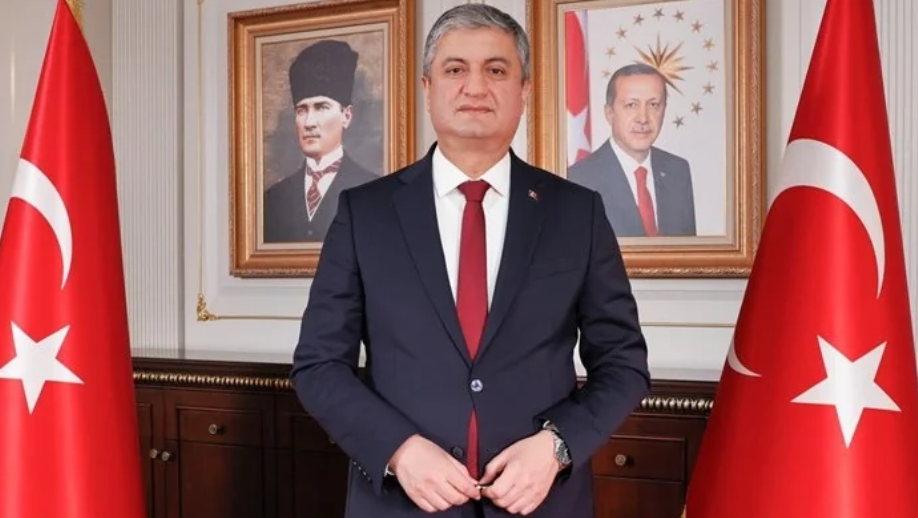 Vali Yavuz: Cumhuriyetimizi aynı ruh ve kararlılıkla geleceğe taşıyacağız