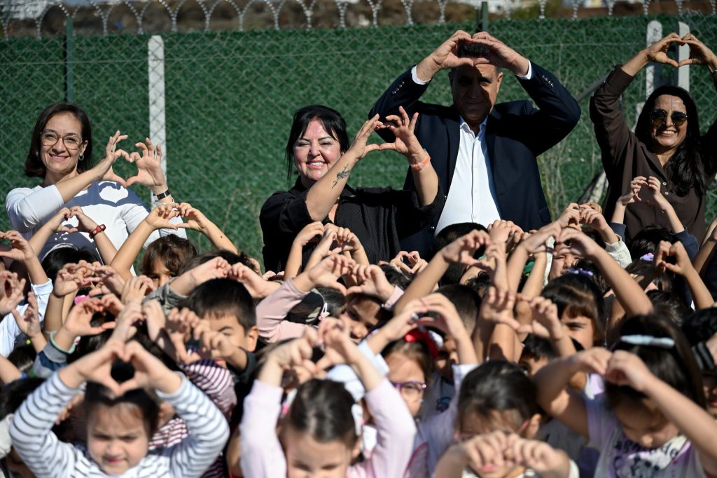 Seyhan Belediyesi’nden miniklere doğa sevgisi aşılayan eğitim