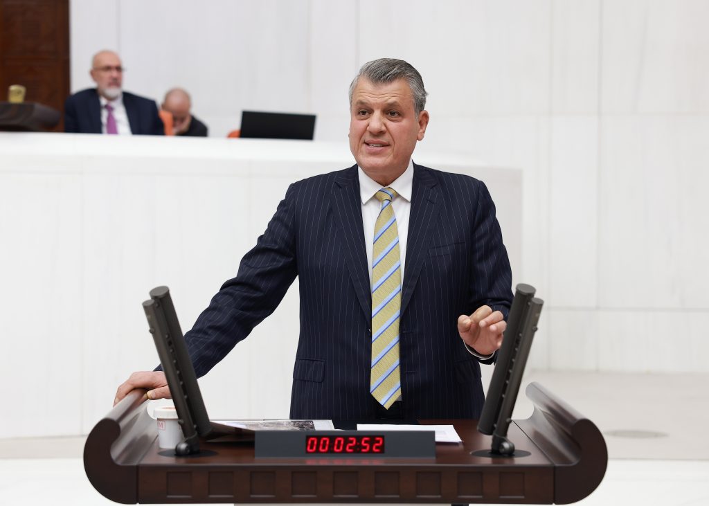 “Başkanlarımızı serbest bırakın”